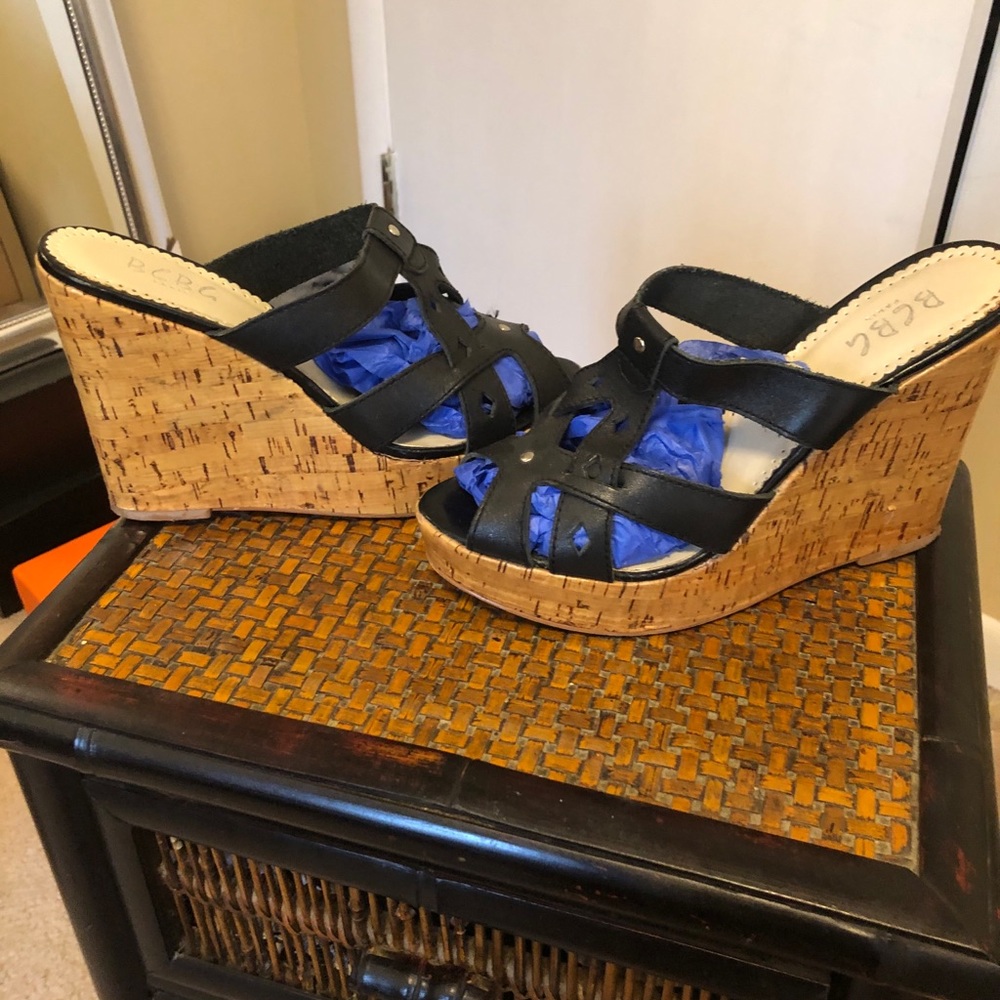 Shoes - Picture 5 of 5